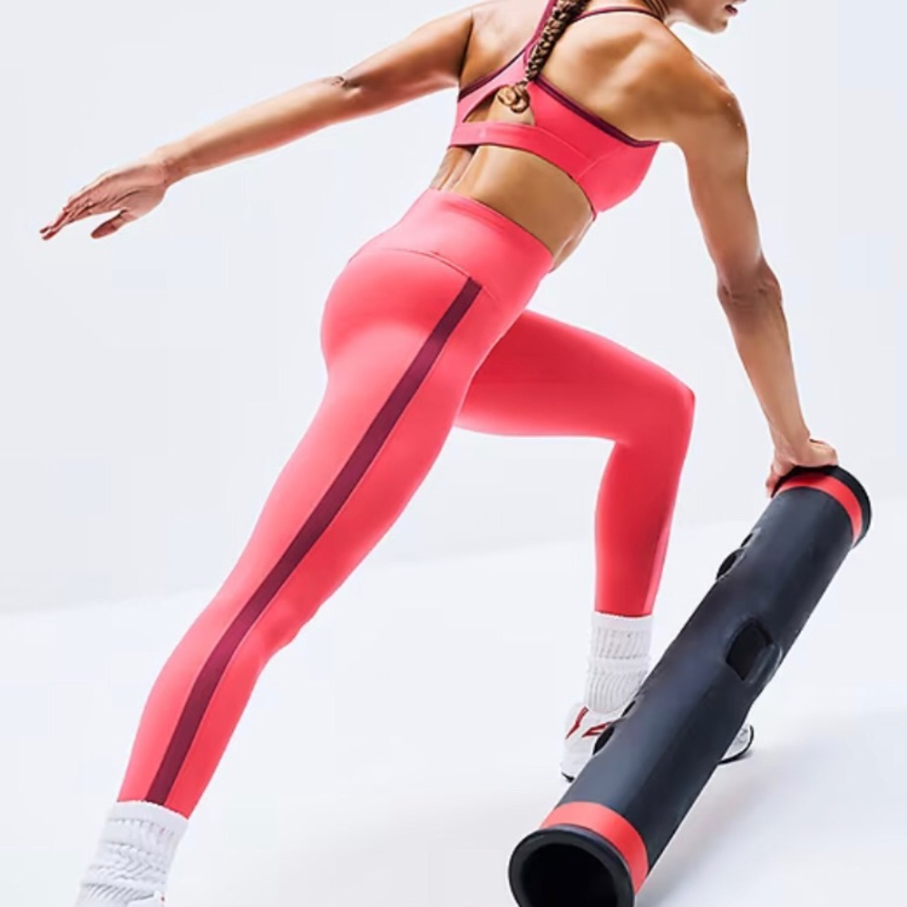 Athleta Elation Ultra High Rise Leggings Size Small in Colors Punch/Redwood NWT